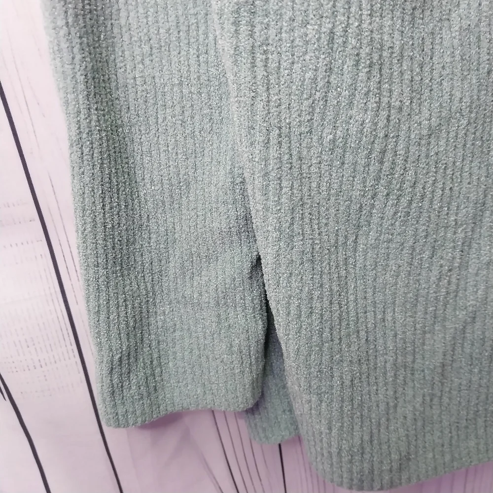Barefoot Dreams Cozy Ultra Lite Hooded Cardigan - Picture 7 of 10